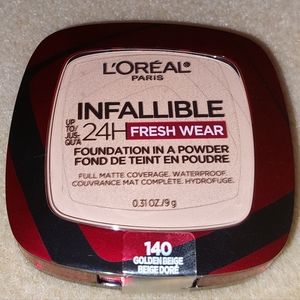 FREE WHEN ADDED TO BUNDLE NWT L'Oreal Infallible foundation powder
